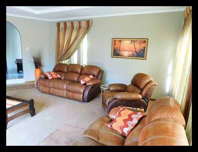 3 BEDROOM HOUSE FOR SALE IN GLEN MARAIS